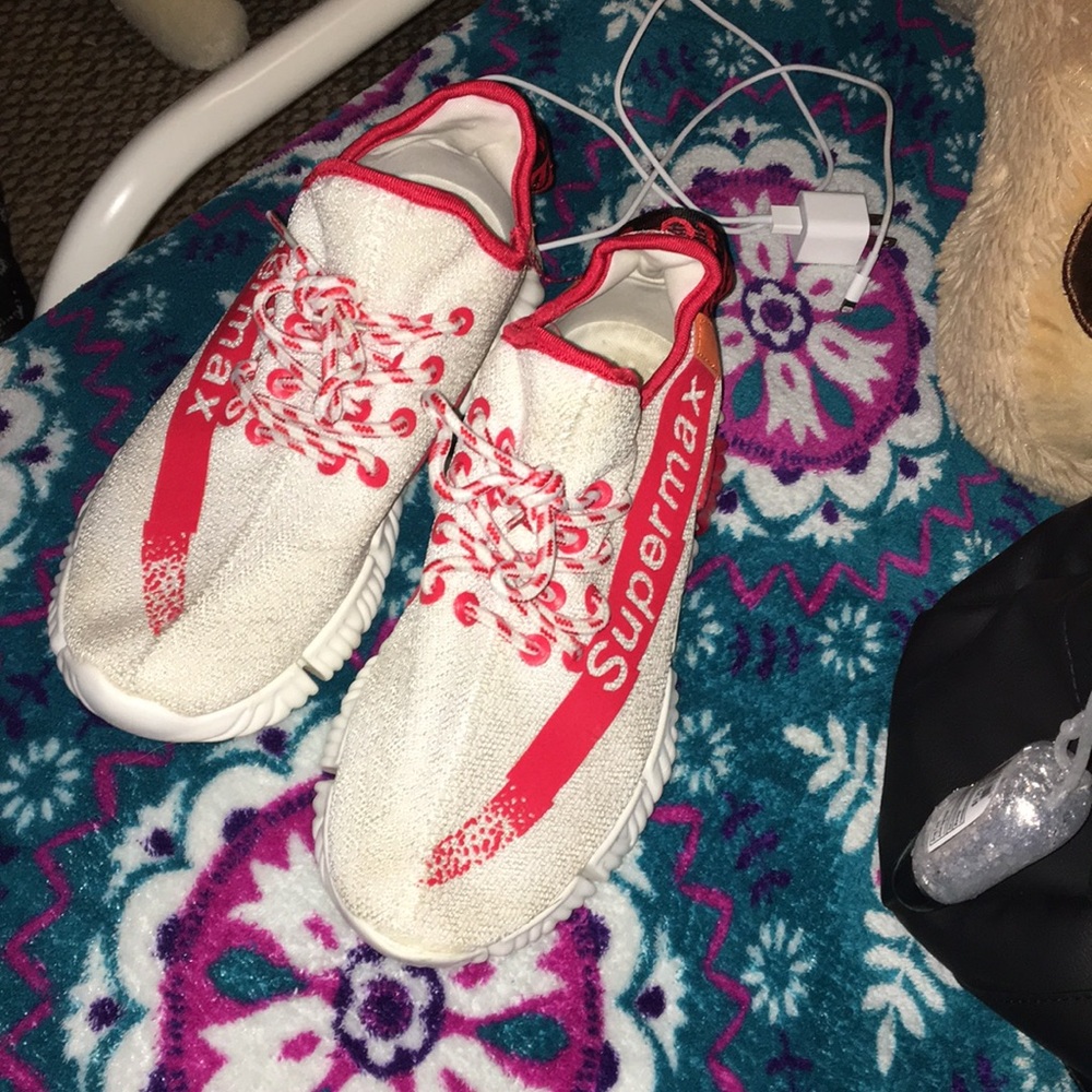 Super max shoes